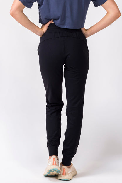 Performance Jogger- Black