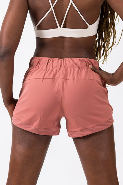 Relaxed Yoga Short-Hibiscus Red