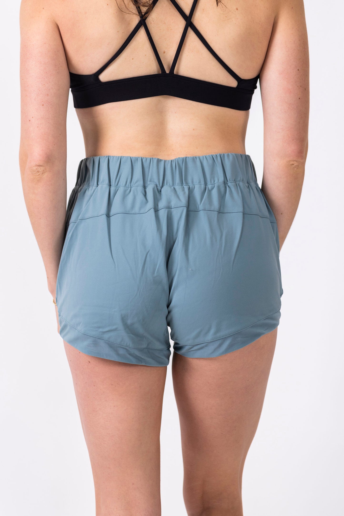 Relaxed Yoga Short-Scallion Green